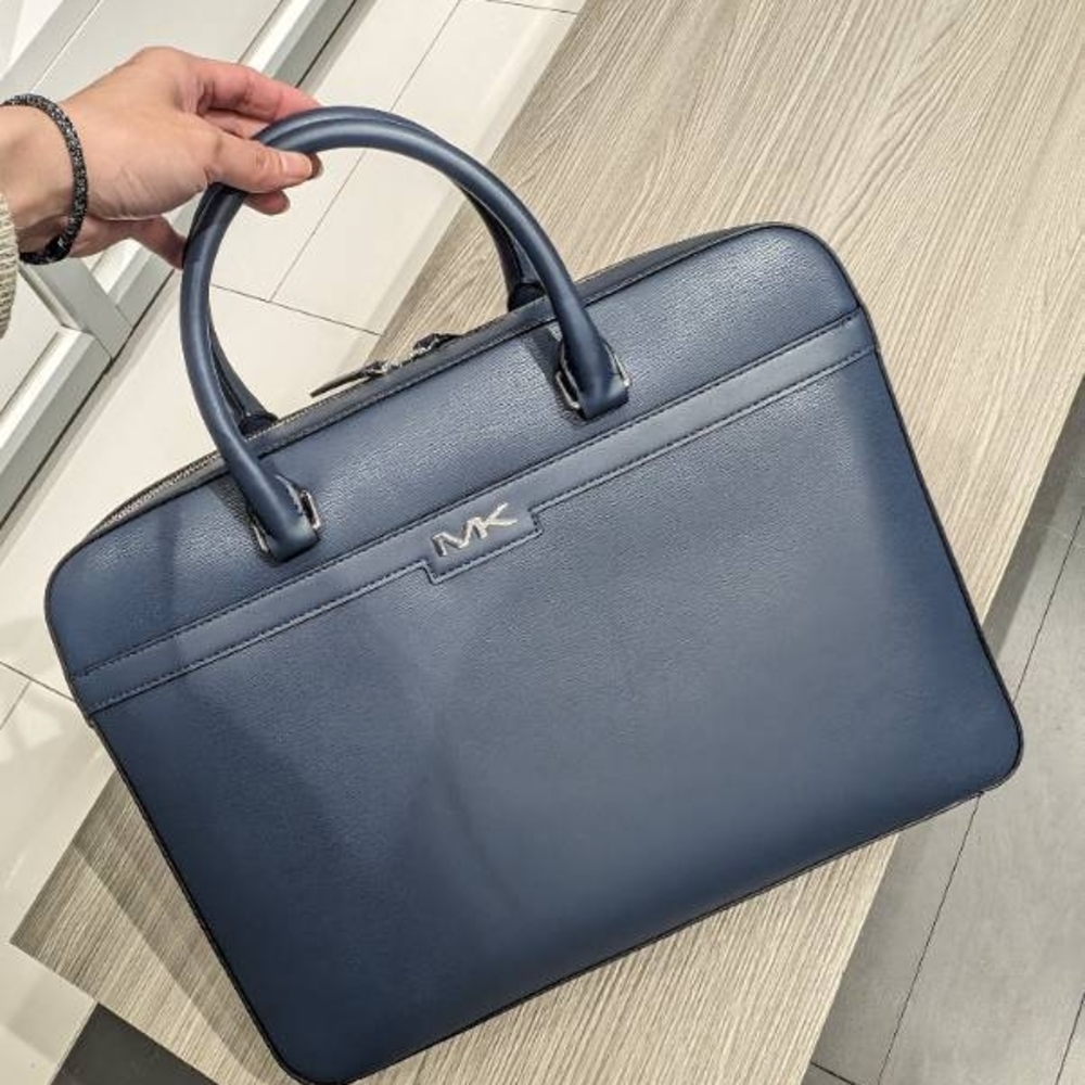 Michael Kors Black Men's Bag - Picture 4 of 5